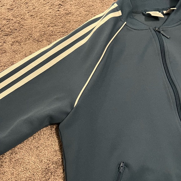 Adidas Set - Picture 2 of 15